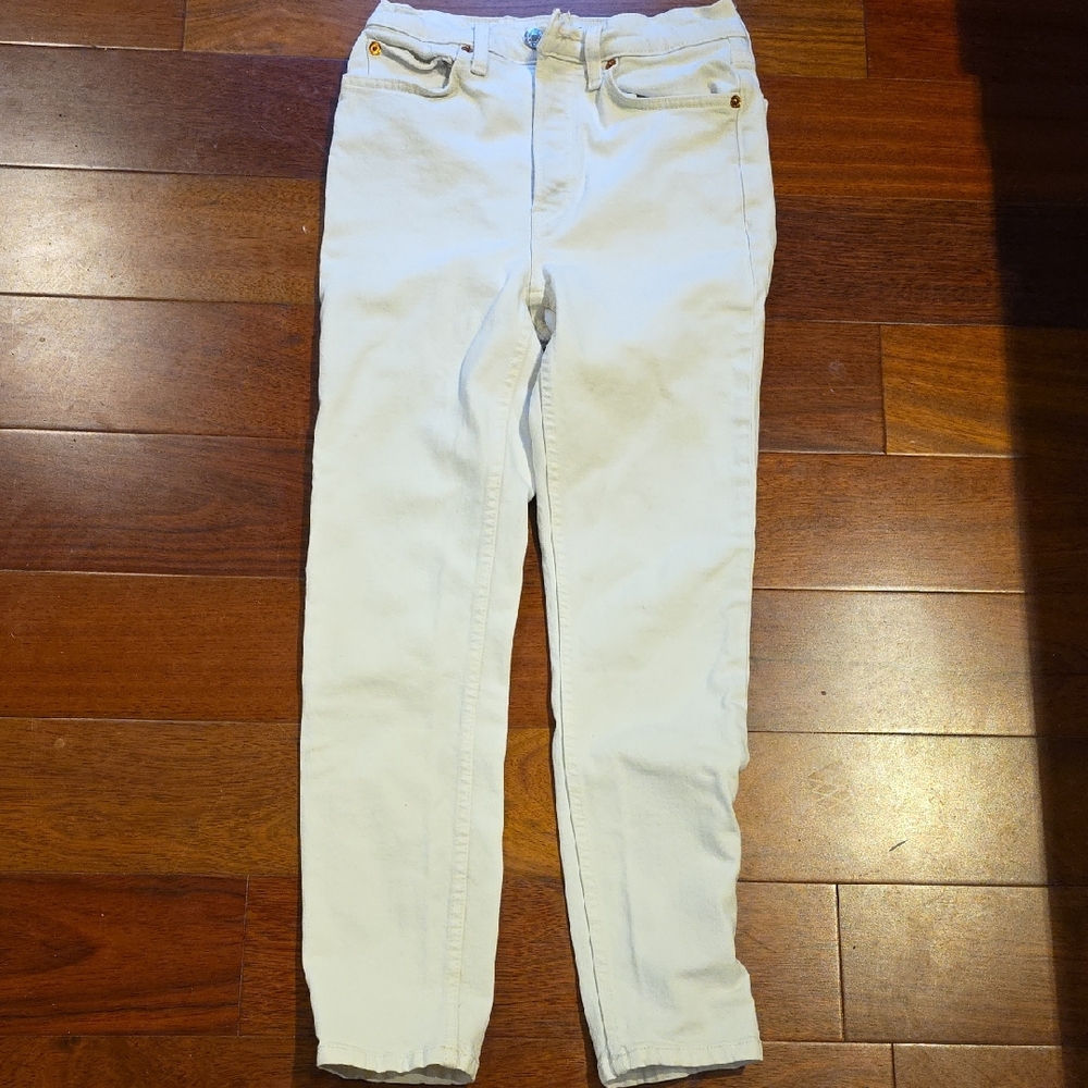 Re/done White Jeans With Slight Die Transfer Mark On Back Leg